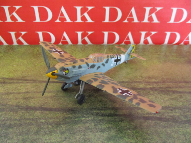 1/72 Modellino Aereo Aircraft Messerschmitt Bf 109 E-4/Trop 1 JG27 J. Marseille - immagine 5