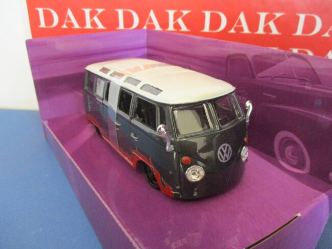 Die cast 1/24 1/25 Modellino Furgone Volkswagen Van Samba Outlaws by Maisto - immagine 2