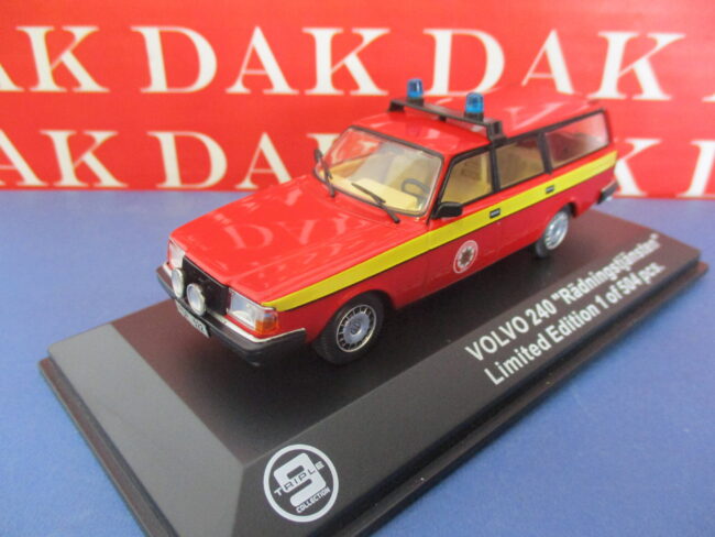 Die cast 1/43 Modellino Auto Volvo 240 Station Radningstjansten by Triple 9 - immagine 2