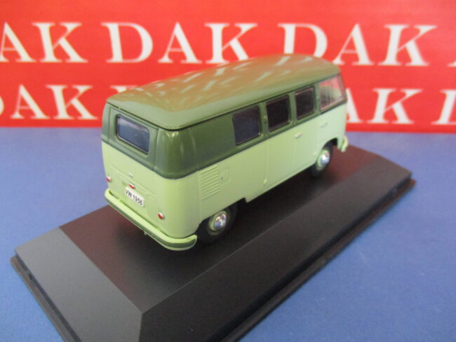Die cast 1/43 Modellino Furgone Van Volkswagen T1 bicolore verde 1956 - immagine 3
