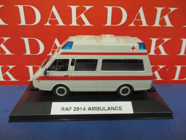 Die cast 1/43 Modellino Ambulanza RAF 2914 Ambulance Lettonia HB - immagine 2
