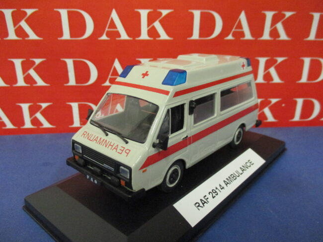 Die cast 1/43 Modellino Ambulanza RAF 2914 Ambulance Lettonia HB