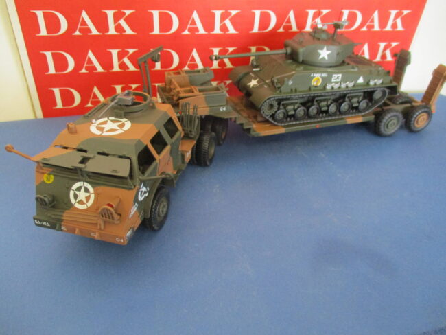 Die cast 1/43 Modellino Trattore Dragon Wagon M26 + M25 Tank Transporter + M4A3E
