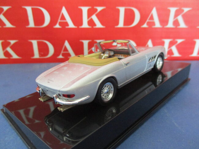 Die cast 1/43 Modellino Auto Ferrari 330 GTS HB - immagine 3