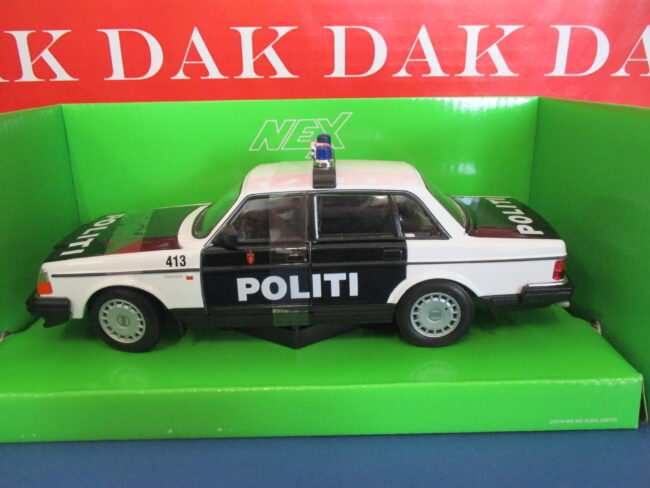 Die cast 1/24 Modellino Auto Polizia Police Volvo 240 GL Norvegia 1986 by Welly