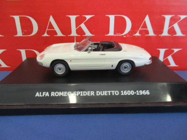 Die cast 1/43 Modellino Auto Alfa Romeo Spider Duetto 1600 1966 Maxi Car