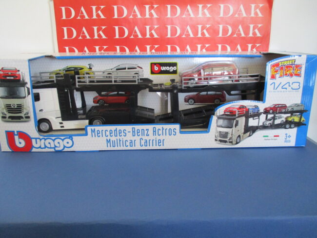 Die cast 1/43 Modellino Camion Bisarca Mercedes Actros 2545 + Ford Focus SW - immagine 4
