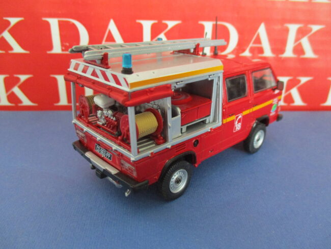 Die cast 1/43 Modellino Furgone Pompieri Volkswagen T3 Syncro VPI Picot 1985 - immagine 3