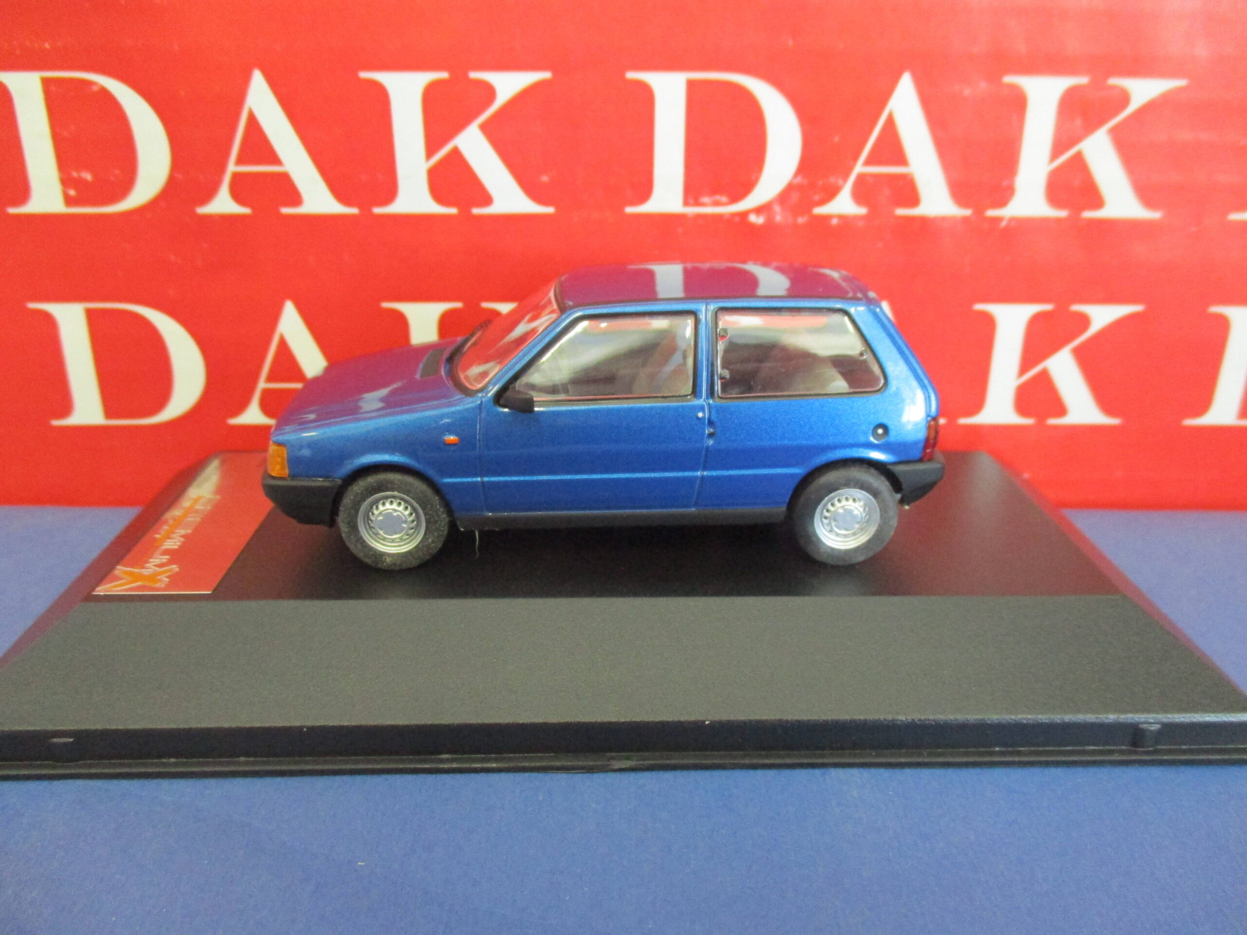 Die cast 1/43 Modellino Auto Fiat Uno 3P Blue Metallic 1983 by PremiumX -  Dak Mantova sas