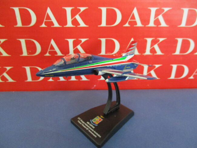 Die cast 1/100 Modellino Aereo Aircraft Aermacchi MB-339 Frecce Tricolori 60 Ann - immagine 2