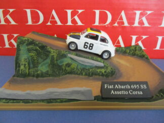 Die cast 1/43 Modellino Auto Diorama Fiat 695 Abarth Assetto Corse N68