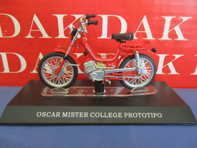 Die cast 1/18 Modellino Motorino Scooter Oscar Mister College Prototipo