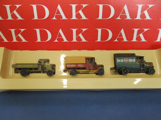 Die cast 1/87 Modelli Furgoni Set 3 pezzi Persil Bavaria Elyseum Marklin HO 1894