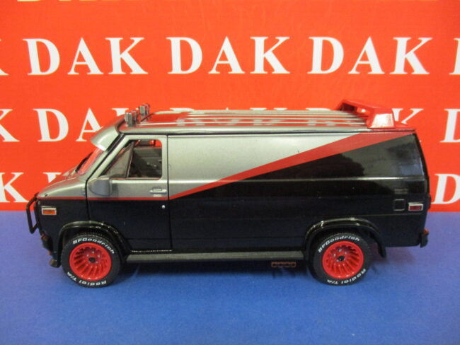 Die cast 1/24 Modellino Furgone GMC Vandura A-Team Van 1983 by Greenlight - immagine 2