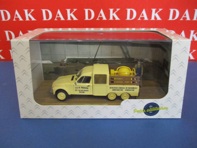 Die cast 1/43 Modellino Diorama Auto Citroen 2CV 6 Ruote con betoniera by Atlas - immagine 5
