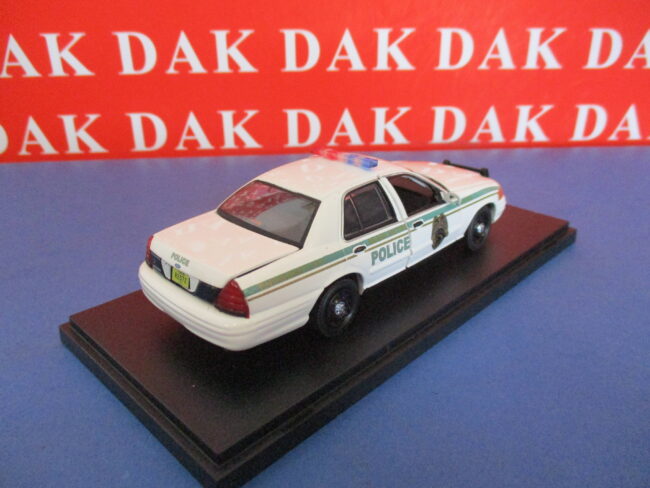 Die cast 1/43 Modellino Auto Polizia Ford Crown Victoria Miami Metro Police 2001 - immagine 3