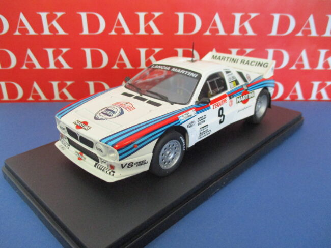 Die cast 1/24 Modellino Auto Lancia Rally 037 Tour de Corse 1983 M. Alen - immagine 2