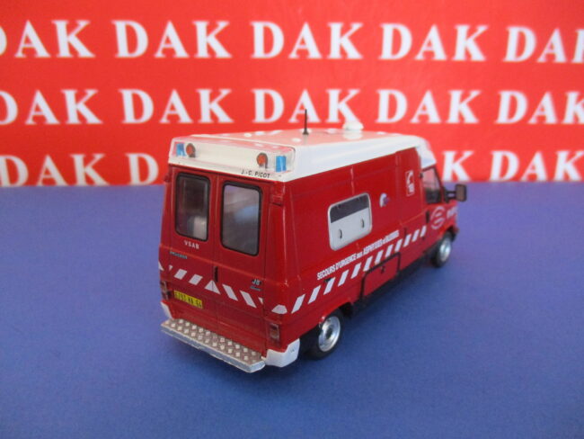 Die cast 1/43 Modellino Furgone Pompieri Peugeot J5 Maxum VSRB 1993 - immagine 4