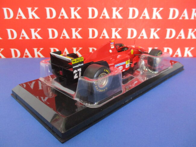 Die cast 1/24 Modellino Auto F1 Ferrari 412 T2 1995 J. Alesi - immagine 3