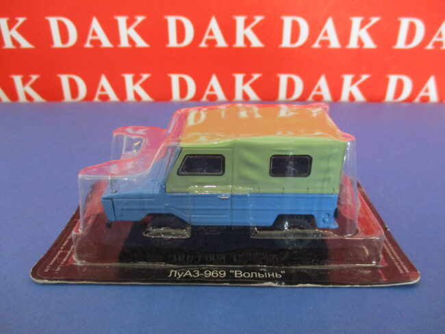 Die cast 1/43 Modellino Auto Luaz 969M Volyn 1967 - immagine 4