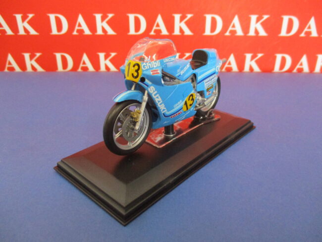 Die cast 1/22 Modellino Moto GP Suzuki RG-I 500 1982 F. Uncini by Protar - immagine 2