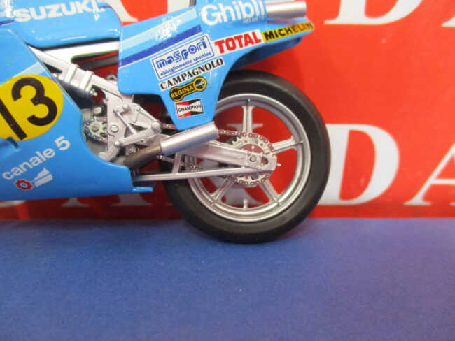 Die cast 1/22 Modellino Moto GP Suzuki RG-I 500 1982 F. Uncini by Protar - immagine 5