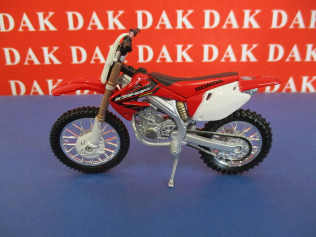 Die cast 1/18 Modellino Moto Honda CRF 450R by Burago