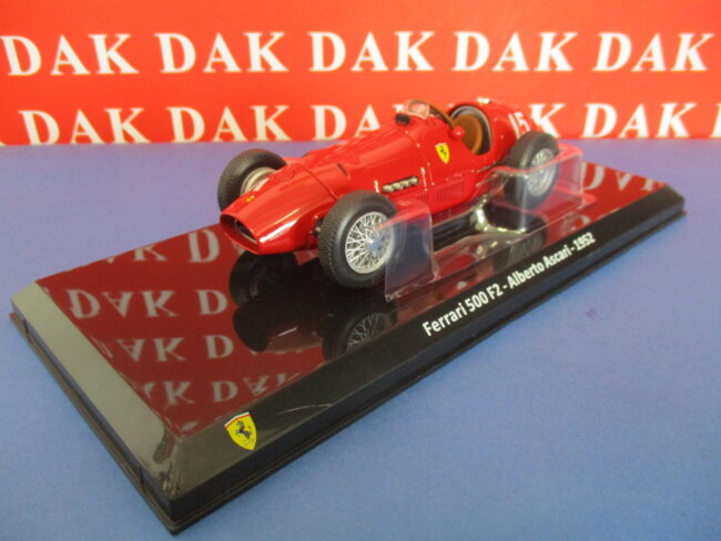 Die cast 1/24 Modellino Auto F1 Ferrari 500 F2 GP United Kingdom 1952 A. Ascari - immagine 2