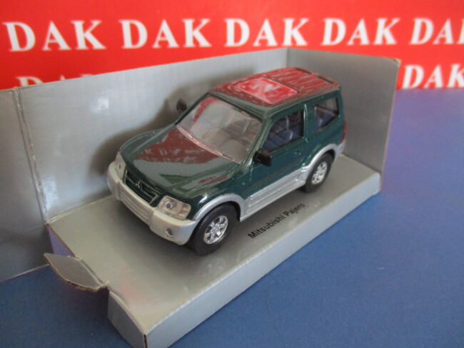 Die cast 1/43 Modellino Auto Mitsubishi Pajero - immagine 2