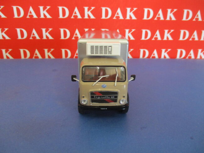 Die cast 1/43 Modellino Camion Truck OM Tigrotto IV Serie Standa 1967 - immagine 3