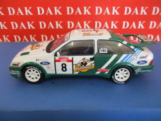 Die cast 1/18 Modellino Auto Ford Sierra RS Cosworth Tour Corse 1988 D. Auriol