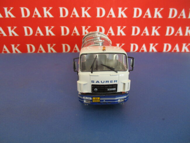 Die cast 1/43 Modellino Camion Truck Saurer D330 F 8x4 Cisterna Mobil 1977 - immagine 3