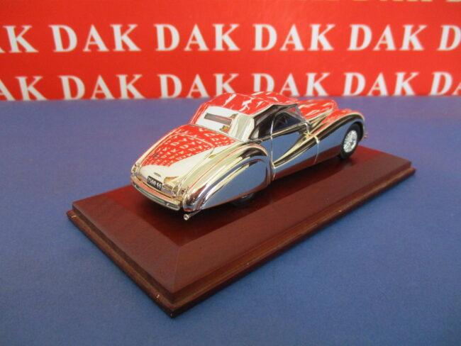 Die cast 1/43 Modellino Auto Alfa Romeo 6C 2500 SS 1939 cromata - immagine 5