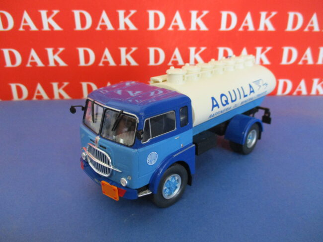 Die cast 1/43 Modellino Camion Truck Fiat 682 N2 Cisterna Aquila Trieste 1955