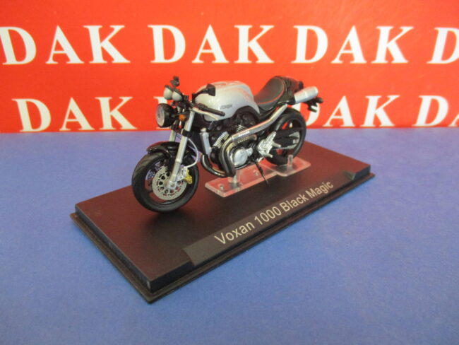 Die cast 1/24 Modellino Moto Voxan 1000 Black Magic - immagine 2