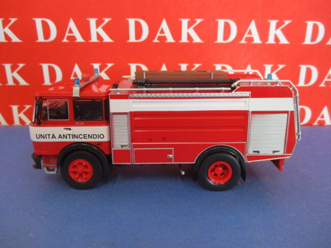 Die cast 1/43 Modellino Camion Truck OM 160 Pompieri 1974 Difetto