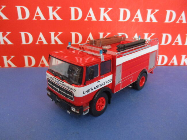 Die cast 1/43 Modellino Camion Truck OM 160 Pompieri 1974 Difetto - immagine 4