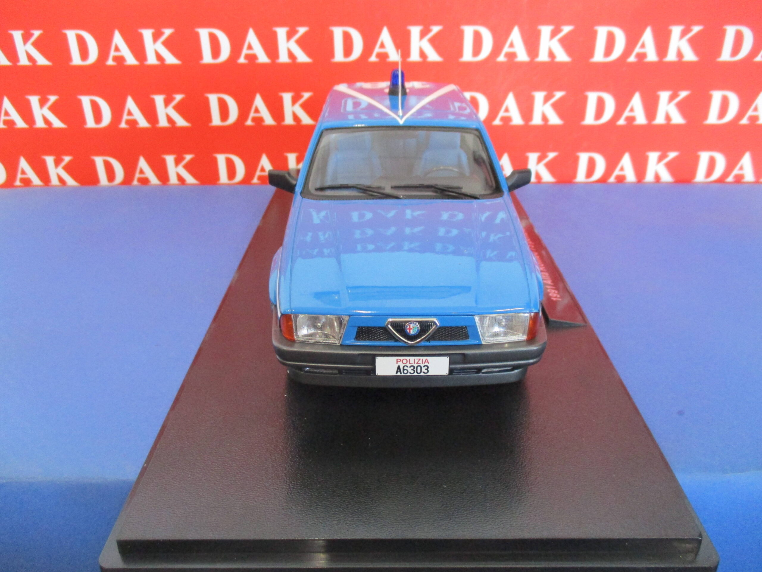 Die cast 1/18 Modellino Auto Polizia Alfa Romeo 75 1.8 IE