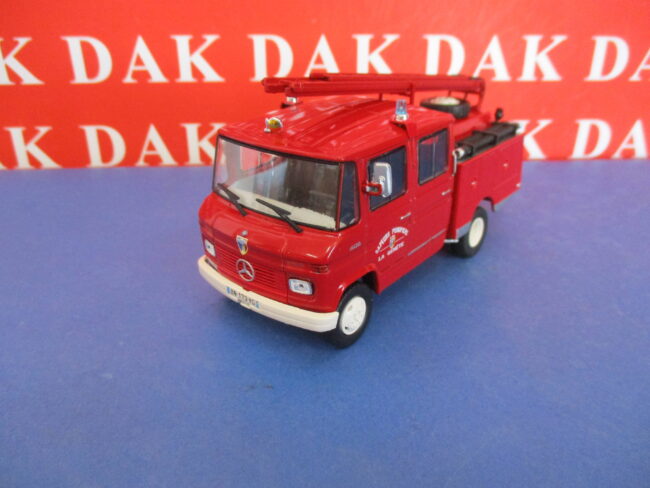 Die cast 1/43 Modellino Furgone Pompieri Mercedes 408D Maheu-Labrosse - immagine 2