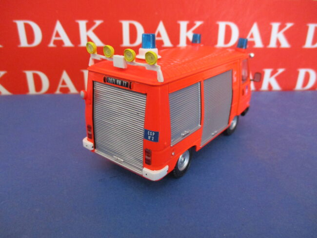 Die cast 1/43 Modellino Furgone Pompieri Peugeot J9 VSR - immagine 5