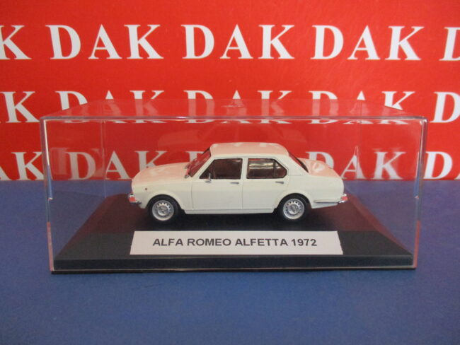 Die cast 1/43 Modellino Auto Alfa Romeo Alfetta Bianca 1972 - immagine 7