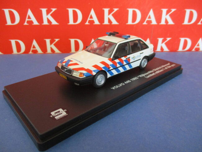 Die cast 1/43 Modellino Auto Polizia Volvo 440 Dutch Police Alkmaar 1992 Triple9 - immagine 2